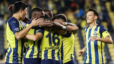 Fenerbahçeye Rakibinden Bir İyi Bir de Kötü Haber